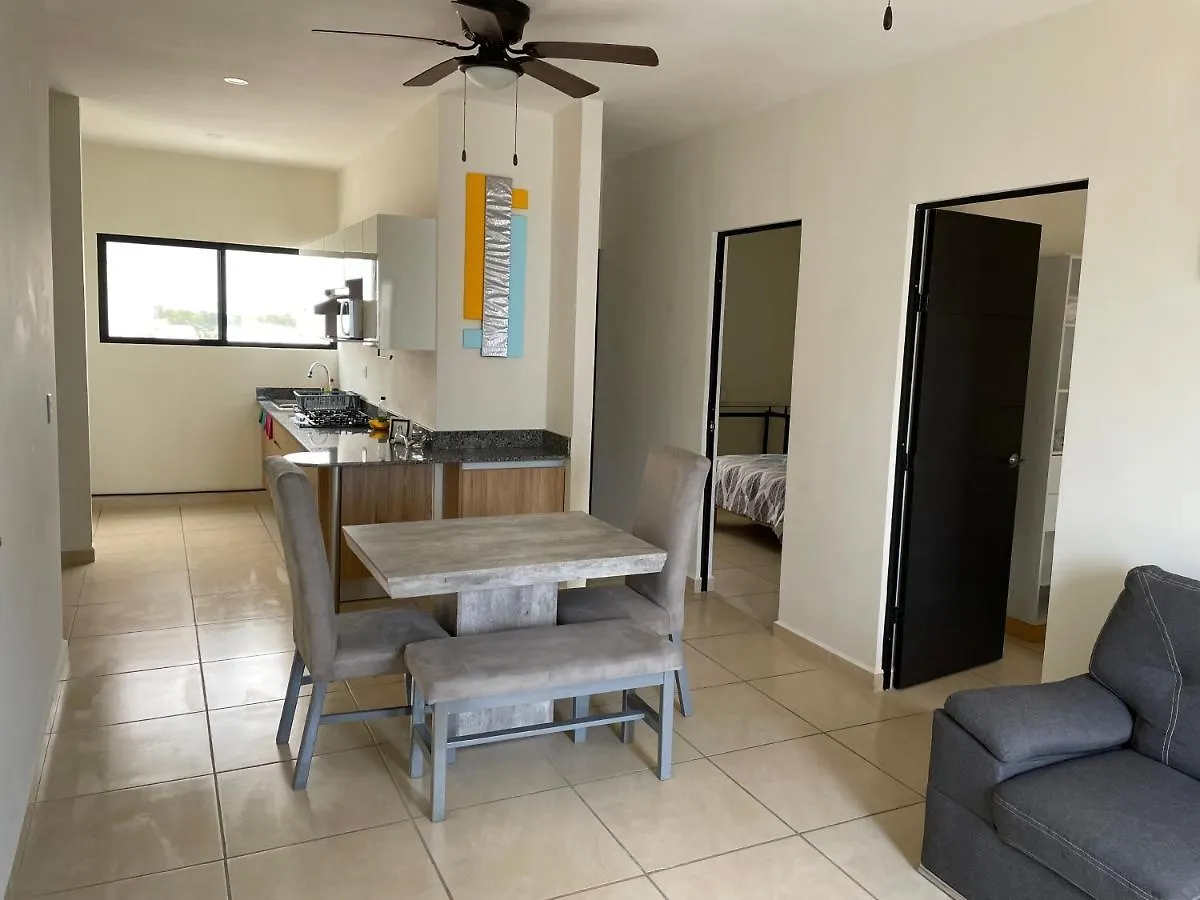 Yellowsub Apartments Cancun